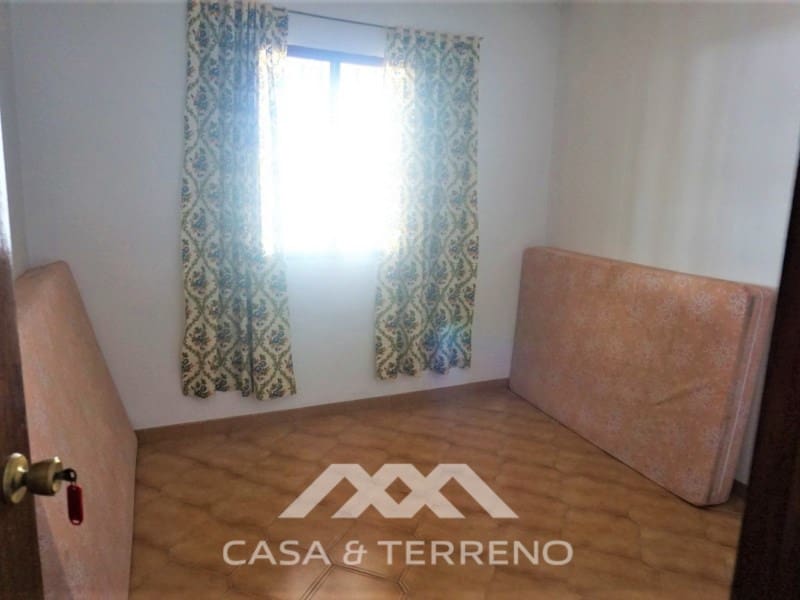 14 soveværelse Semi-Rækkehus til salg i Periana - € 279.000 (Ref: 6214943)