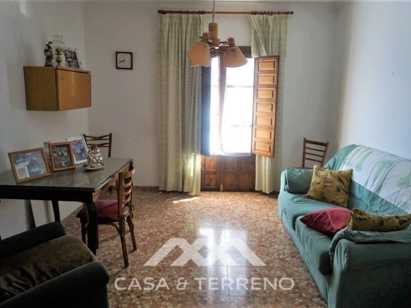 14 soveværelse Semi-Rækkehus til salg i Periana - € 279.000 (Ref: 6214943)