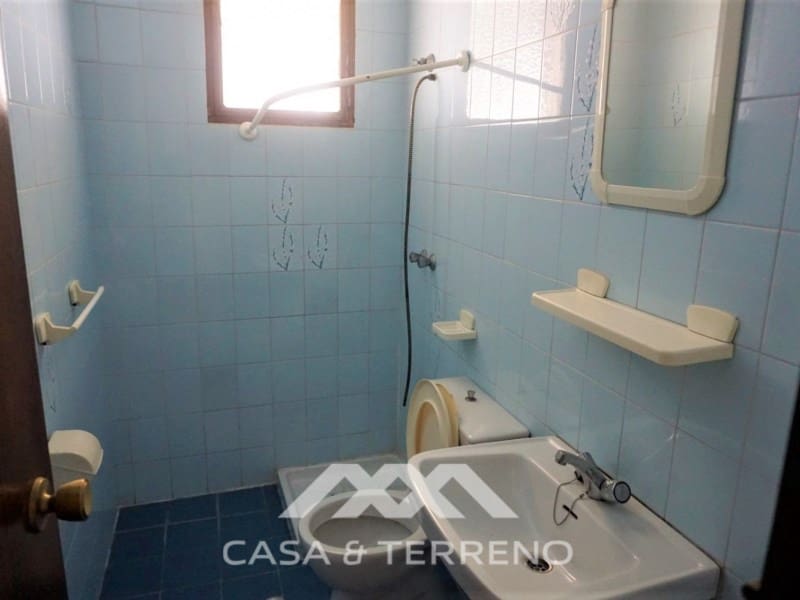 14 soveværelse Semi-Rækkehus til salg i Periana - € 279.000 (Ref: 6214943)