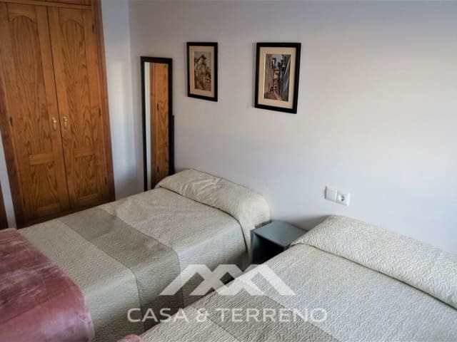 2 slaapkamer Appartement te koop in Caleta de Vélez, Vélez-Málaga met garage - € 380.000 (Ref: 6510280)