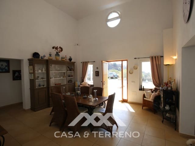 4 sypialnia Willa na sprzedaż w Alcaucín - 449 000 € (Ref: 6597825)