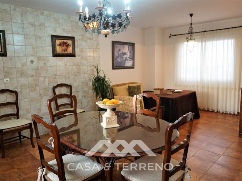 5 chambre Villa/Maison à vendre à Velez-Malaga - 446 000 € (Ref: 6610985)