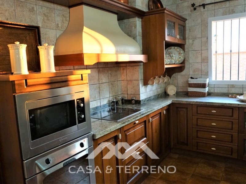 5 chambre Villa/Maison à vendre à Velez-Malaga - 446 000 € (Ref: 6610985)