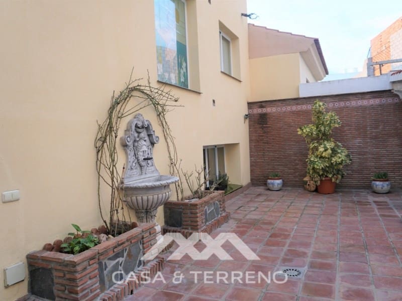 5 chambre Villa/Maison à vendre à Velez-Malaga - 446 000 € (Ref: 6610985)