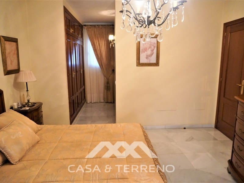 5 chambre Villa/Maison à vendre à Velez-Malaga - 446 000 € (Ref: 6610985)