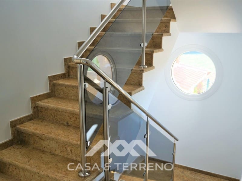 3 slaapkamer Villa te koop in Torre del Mar met zwembad garage - € 796.000 (Ref: 6627950)