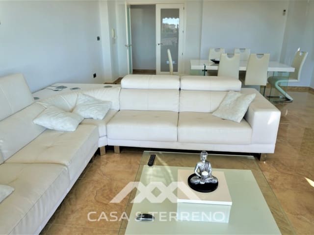 3 slaapkamer Villa te koop in Torre del Mar, Vélez-Málaga met zwembad garage - € 796.000 (Ref: 6627950)