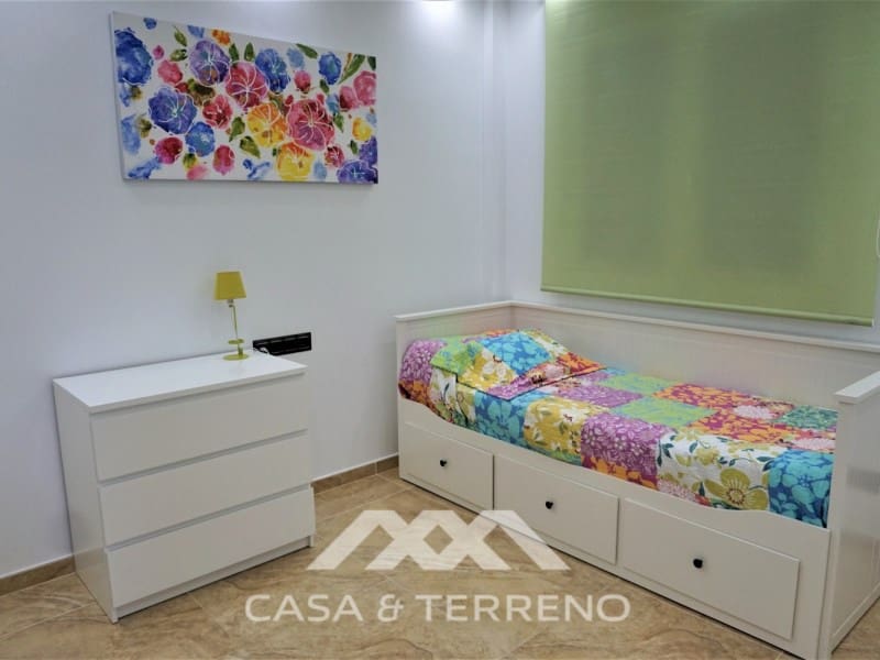 3 slaapkamer Villa te koop in Torre del Mar met zwembad garage - € 796.000 (Ref: 6627950)