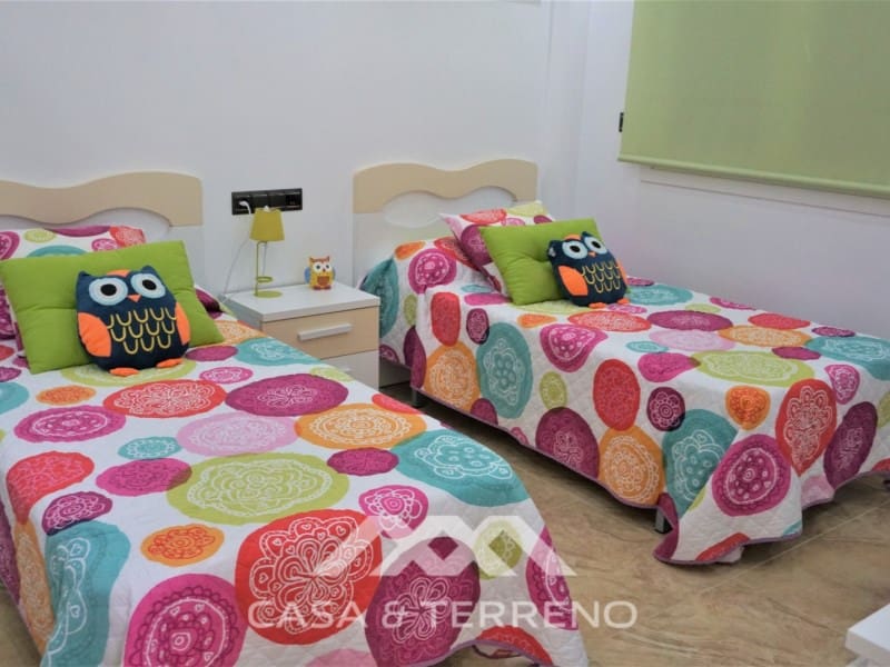 3 slaapkamer Villa te koop in Torre del Mar met zwembad garage - € 796.000 (Ref: 6627950)