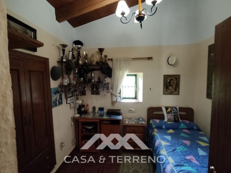 4 quarto Moradia para venda em Velez-Malaga - 395 000 € (Ref: 6789955)
