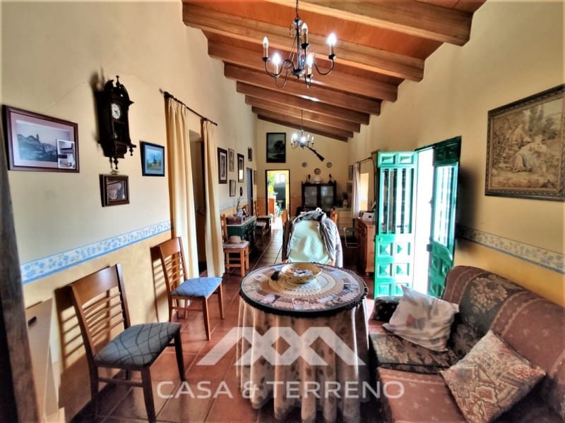 4 quarto Moradia para venda em Velez-Malaga - 395 000 € (Ref: 6789955)