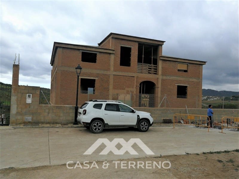 6 sovrum Villa till salu i Alcaucin med garage - 260 000 € (Ref: 6817969)