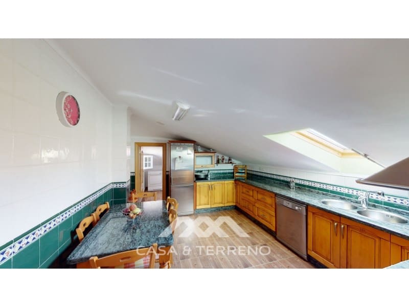 6 sypialnia Willa na sprzedaż w Alcaucin z basenem garażem - 674 500 € (Ref: 6817970)