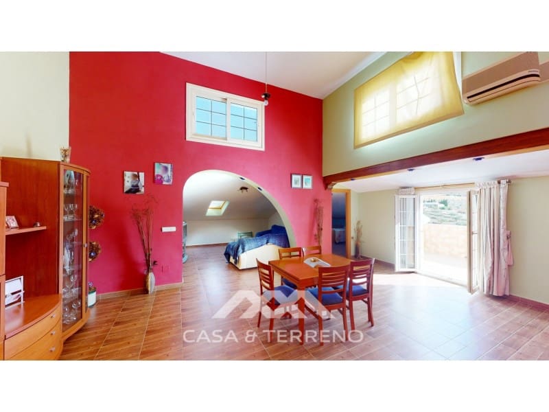 6 sypialnia Willa na sprzedaż w Alcaucin z basenem garażem - 674 500 € (Ref: 6817970)