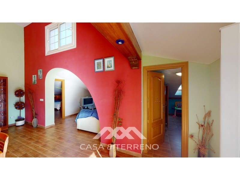 6 sypialnia Willa na sprzedaż w Alcaucin z basenem garażem - 674 500 € (Ref: 6817970)