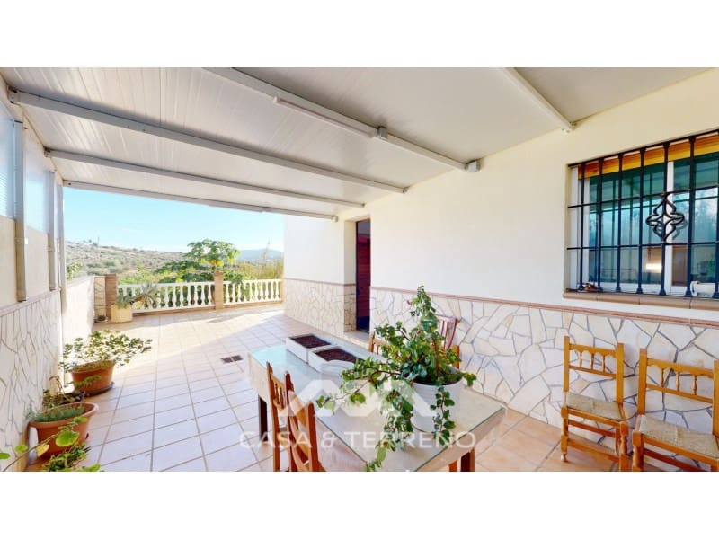 6 sypialnia Willa na sprzedaż w Alcaucin z basenem garażem - 674 500 € (Ref: 6817970)