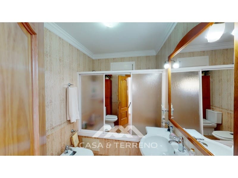 6 sypialnia Willa na sprzedaż w Alcaucin z basenem garażem - 674 500 € (Ref: 6817970)