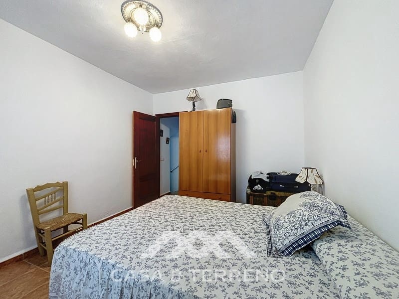 4 soveværelse Finca/Landehus til salg i Alcaucin - € 245.000 (Ref: 6983847)