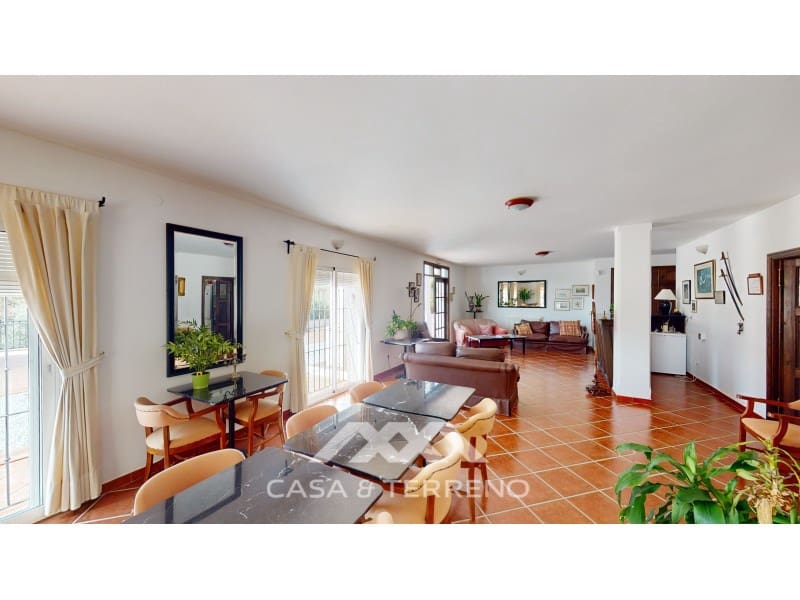 7 soverom Villa til salgs i Macharaviaya med svømmebasseng - € 995 000 (Ref: 7057123)