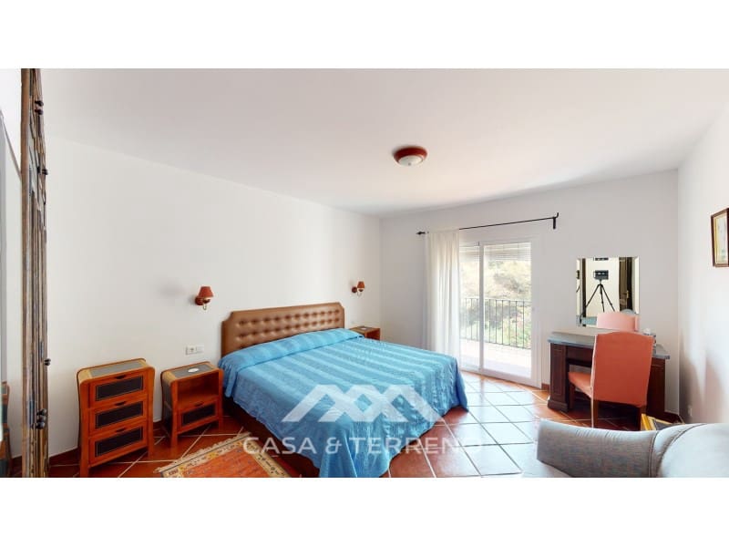 7 soverom Villa til salgs i Macharaviaya med svømmebasseng - € 995 000 (Ref: 7057123)