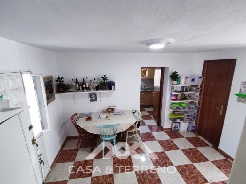 6 soveværelse Villa til salg i Vinuela med swimmingpool - € 349.000 (Ref: 7117339)