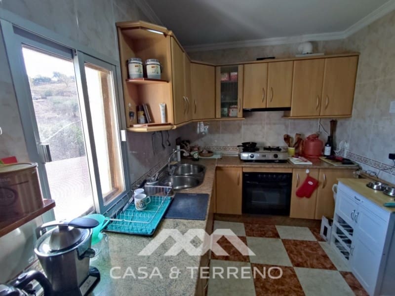 6 soveværelse Villa til salg i Vinuela med swimmingpool - € 349.000 (Ref: 7117339)