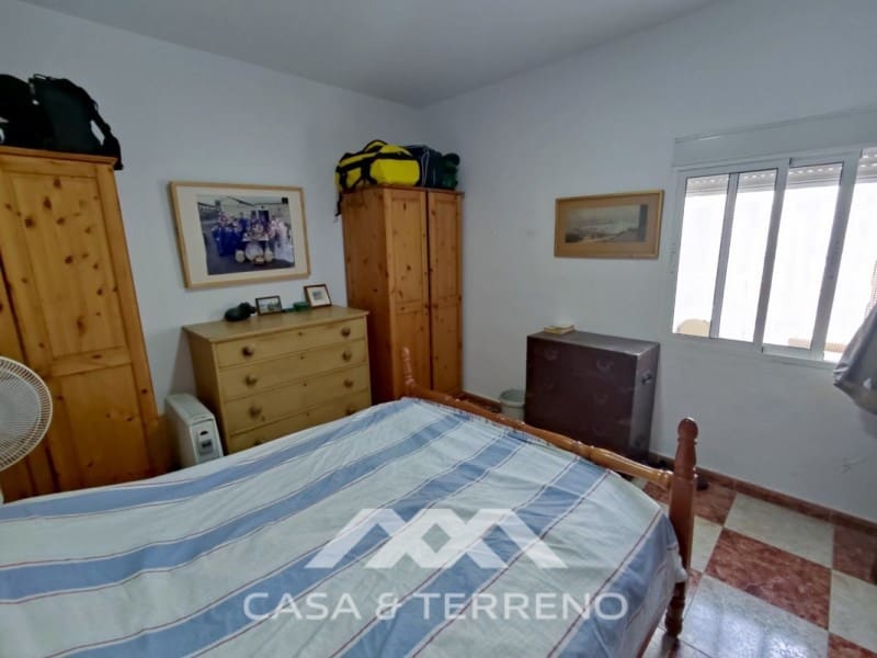 6 soveværelse Villa til salg i Vinuela med swimmingpool - € 349.000 (Ref: 7117339)