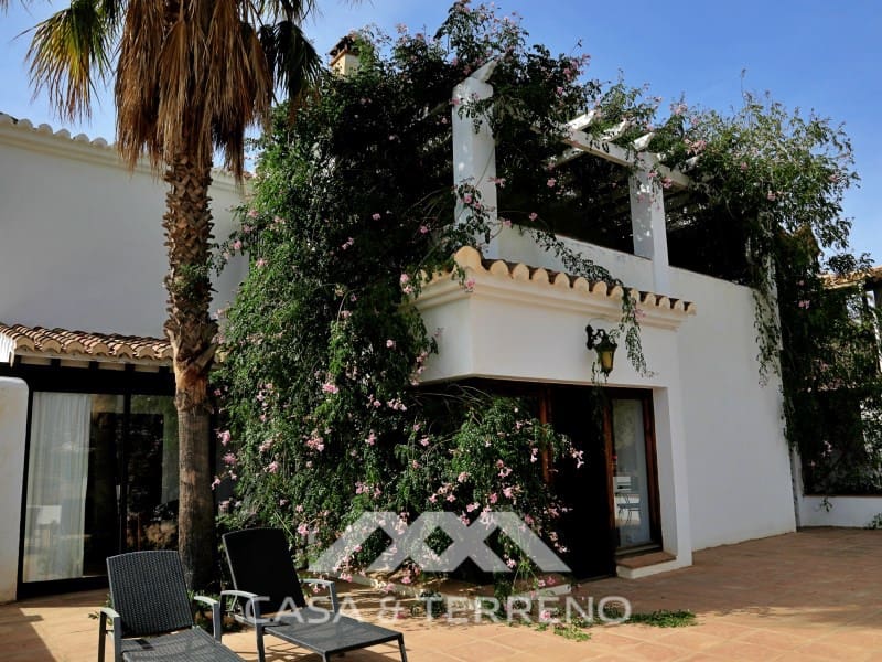 7 soveværelse Villa til salg i Torrox med swimmingpool - € 880.000 (Ref: 7169982)