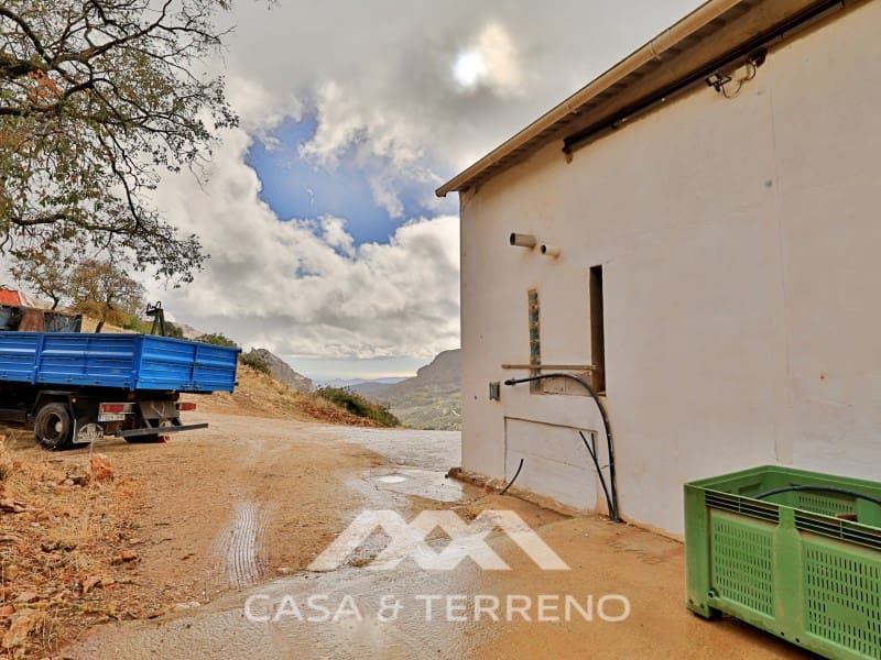 2 soveværelse Finca/Landehus til salg i Alfarnatejo med swimmingpool - € 265.000 (Ref: 7254991)