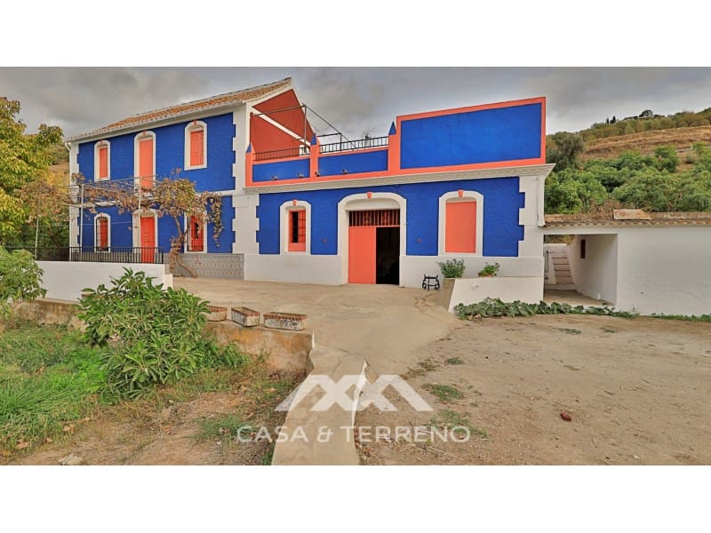 3 bedroom Villa for sale in Archez with pool garage - € 837,795 (Ref: 7258496)