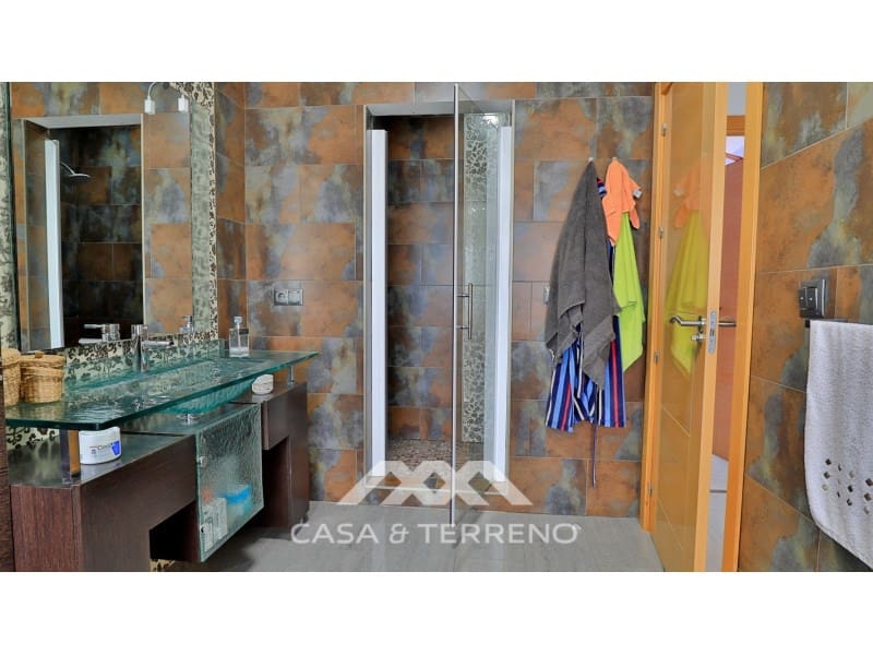 4 soverom Villa til salgs i Alfarnate med garasje - € 300 000 (Ref: 7283721)