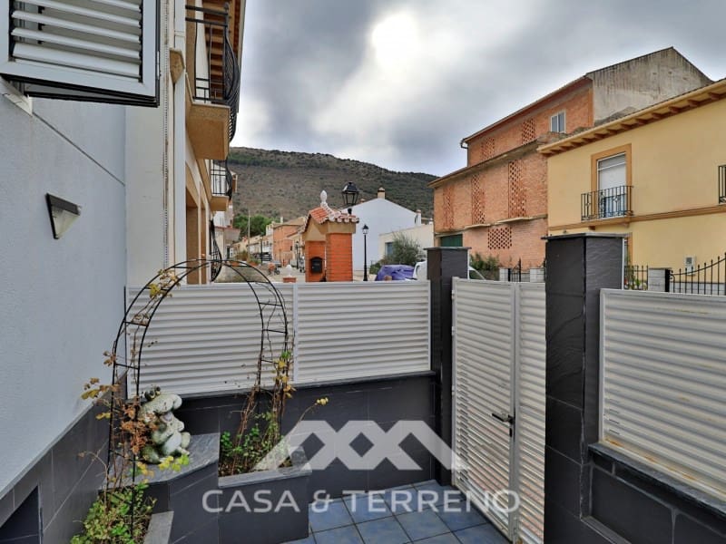 4 soverom Villa til salgs i Alfarnate med garasje - € 300 000 (Ref: 7283721)