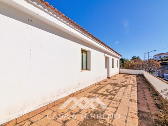 12 soveværelse Villa til salg i Viñuela med garage - € 399.999 (Ref: 7307767)