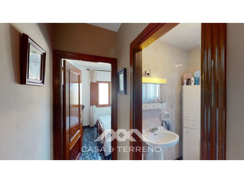 2 soverom Villa til salgs i Sayalonga - € 234 000 (Ref: 7339118)