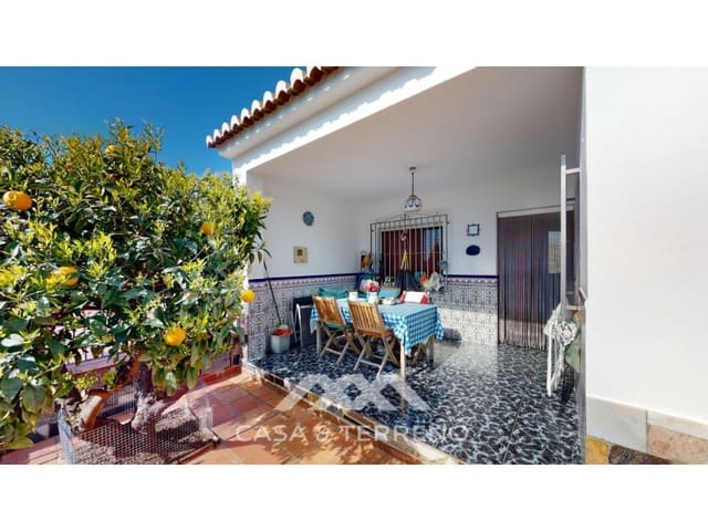 2 sovrum Villa till salu i Sayalonga - 234 000 € (Ref: 7339118)