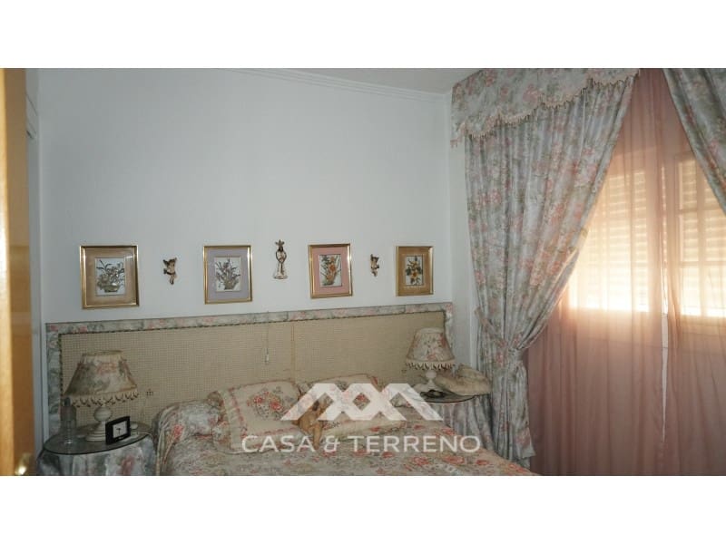 4 soveværelse Byhus til salg i Torre del Mar - € 456.000 (Ref: 7361375)