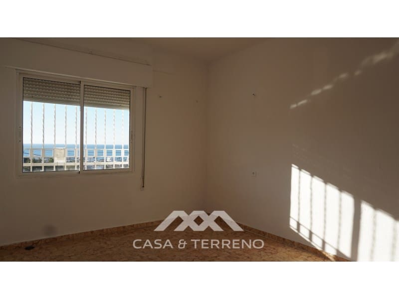 10 chambre Villa/Maison à vendre à Caleta de Velez avec garage - 585 000 € (Ref: 7379637)