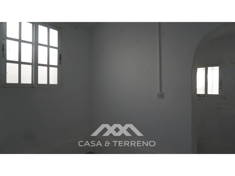 10 chambre Villa/Maison à vendre à Caleta de Velez avec garage - 585 000 € (Ref: 7379637)