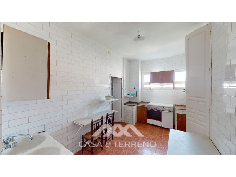 13 soveværelse Villa til salg i Rute med swimmingpool - € 750.000 (Ref: 7415701)