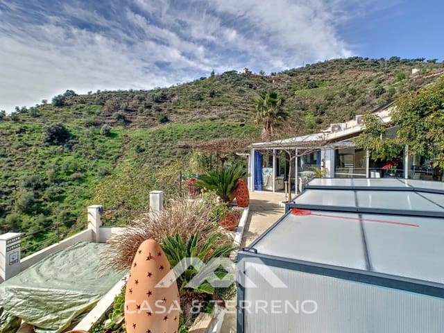 3 soverom Villa til salgs i Arenas med svømmebasseng - € 439 000 (Ref: 7438742)