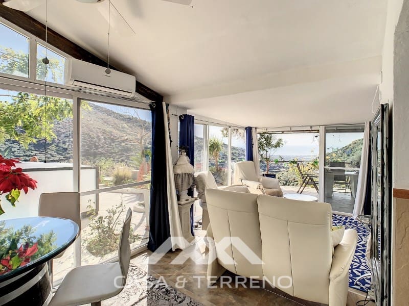 3 soveværelse Villa til salg i Arenas med swimmingpool - € 439.000 (Ref: 7438742)