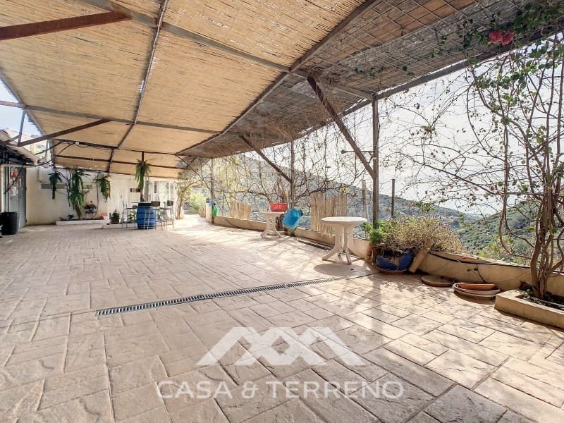 3 soveværelse Villa til salg i Arenas med swimmingpool - € 439.000 (Ref: 7438742)