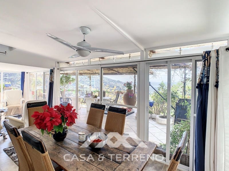 3 soveværelse Villa til salg i Arenas med swimmingpool - € 439.000 (Ref: 7438742)