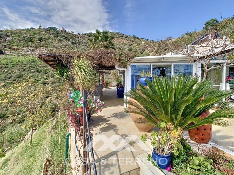 3 soveværelse Villa til salg i Arenas med swimmingpool - € 439.000 (Ref: 7438742)