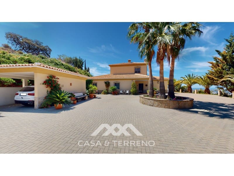 3 chambre Villa/Maison à vendre à Algarrobo avec piscine garage - 698 000 € (Ref: 7576010)