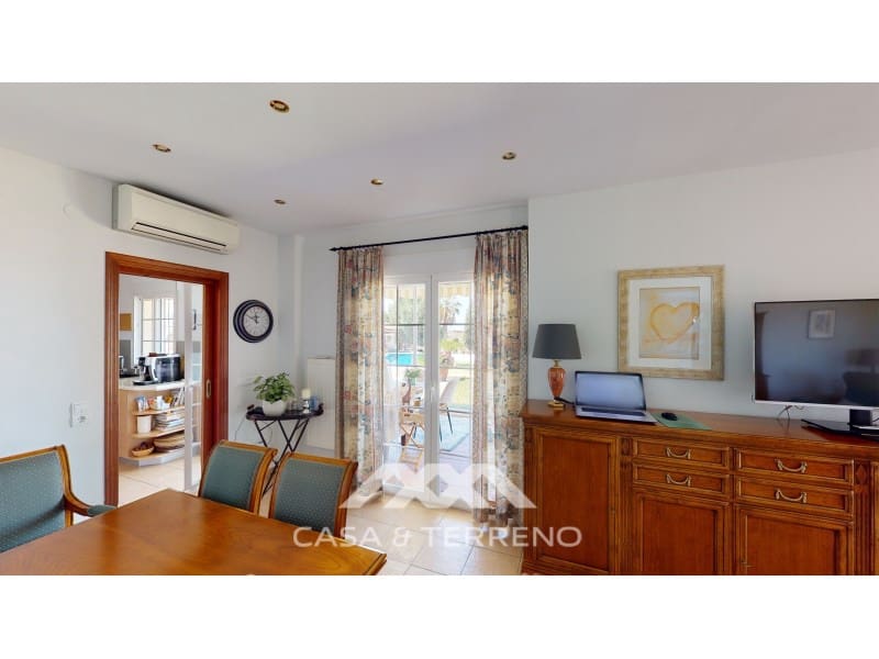 3 chambre Villa/Maison à vendre à Algarrobo avec piscine garage - 698 000 € (Ref: 7576010)