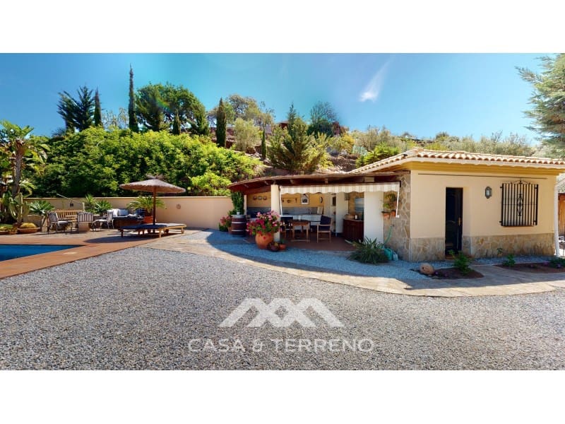 3 chambre Villa/Maison à vendre à Algarrobo avec piscine garage - 698 000 € (Ref: 7576010)