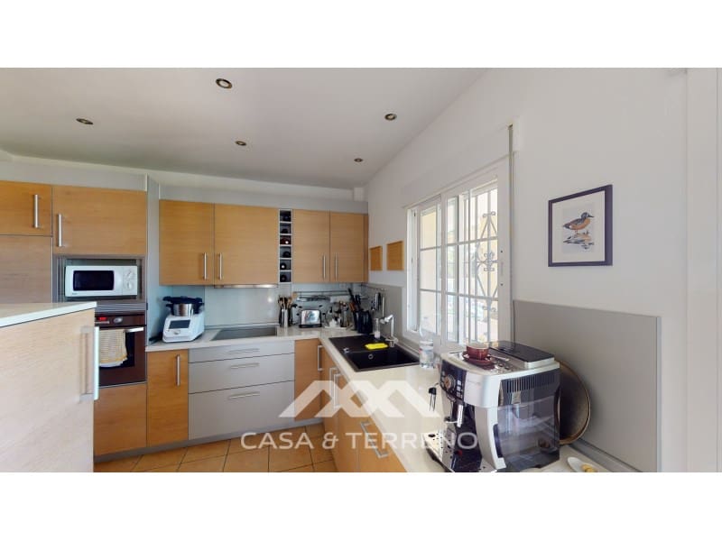 3 chambre Villa/Maison à vendre à Algarrobo avec piscine garage - 698 000 € (Ref: 7576010)