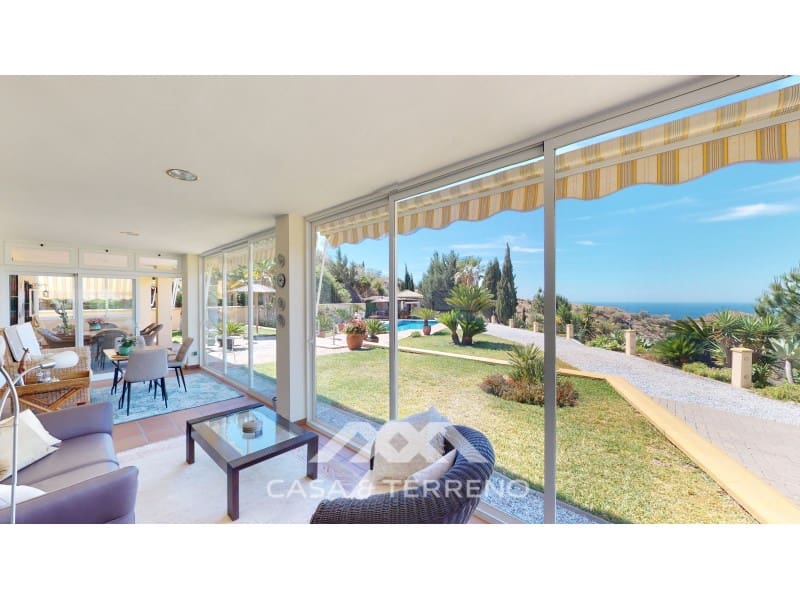 3 chambre Villa/Maison à vendre à Algarrobo avec piscine garage - 698 000 € (Ref: 7576010)