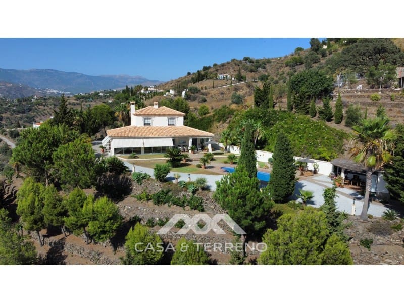 3 chambre Villa/Maison à vendre à Algarrobo avec piscine garage - 698 000 € (Ref: 7576010)